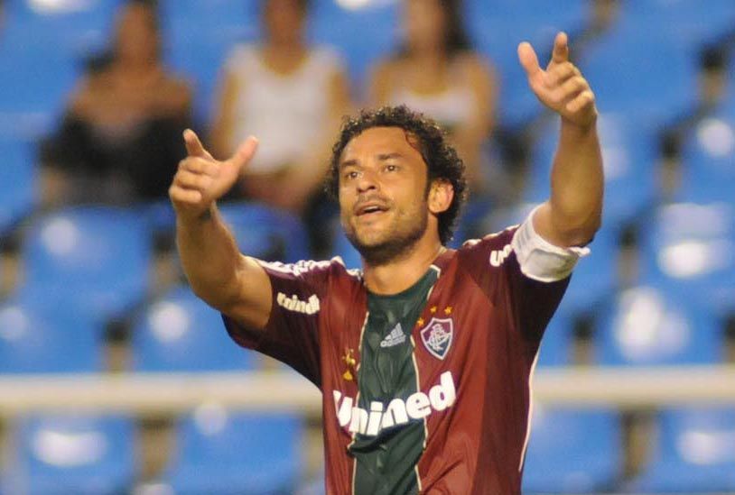Fred marcou o gol da vitória aos 36 do segundo tempo