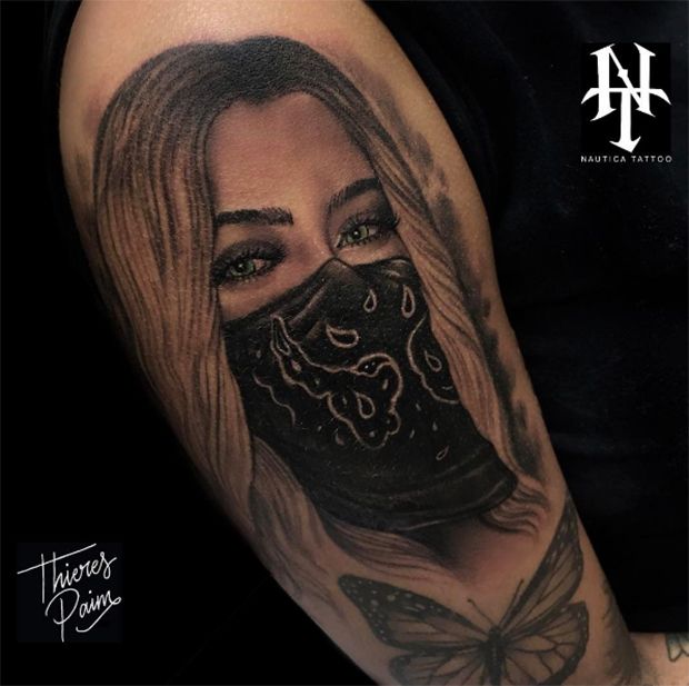 Irmã de Neymar tatua o próprio rosto na pele