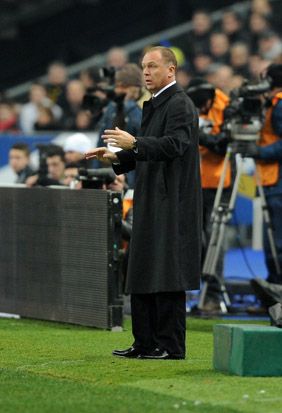 Apesar da derrota, Mano Menezes gostou da atuação da seleção brasileira