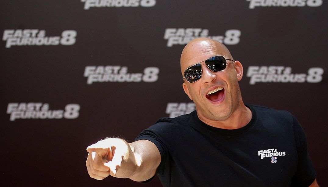 Vin Diesel posa para promover seu filme Velozes e Furiosos 8, em Madri / Sergio Perez/Reuters