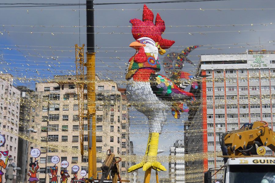 Galo da Madrugada reúne mais de 1,5 milhão de pessoas em Recife Band