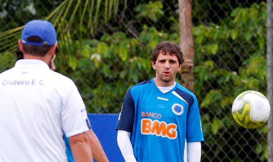Montillo está confirmado no Cruzeiro para enfrentar o Guarani nesta quarta-feira