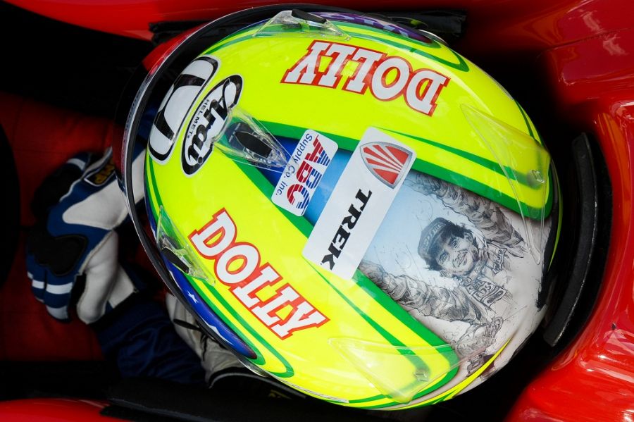 Vitor Meira prestará homengem a Aytron Senna com pintura no capacete neste domingo
