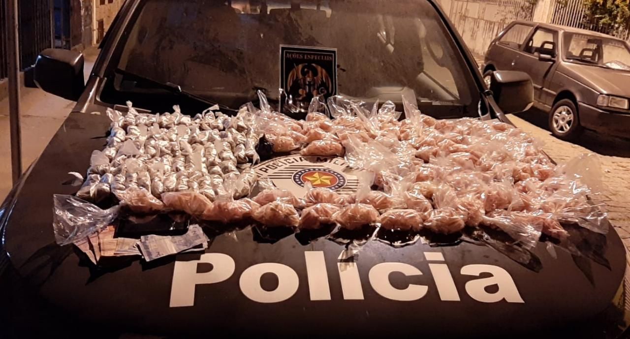 Homem é preso com cerca de quatro mil pinos de cocaína em Lorena