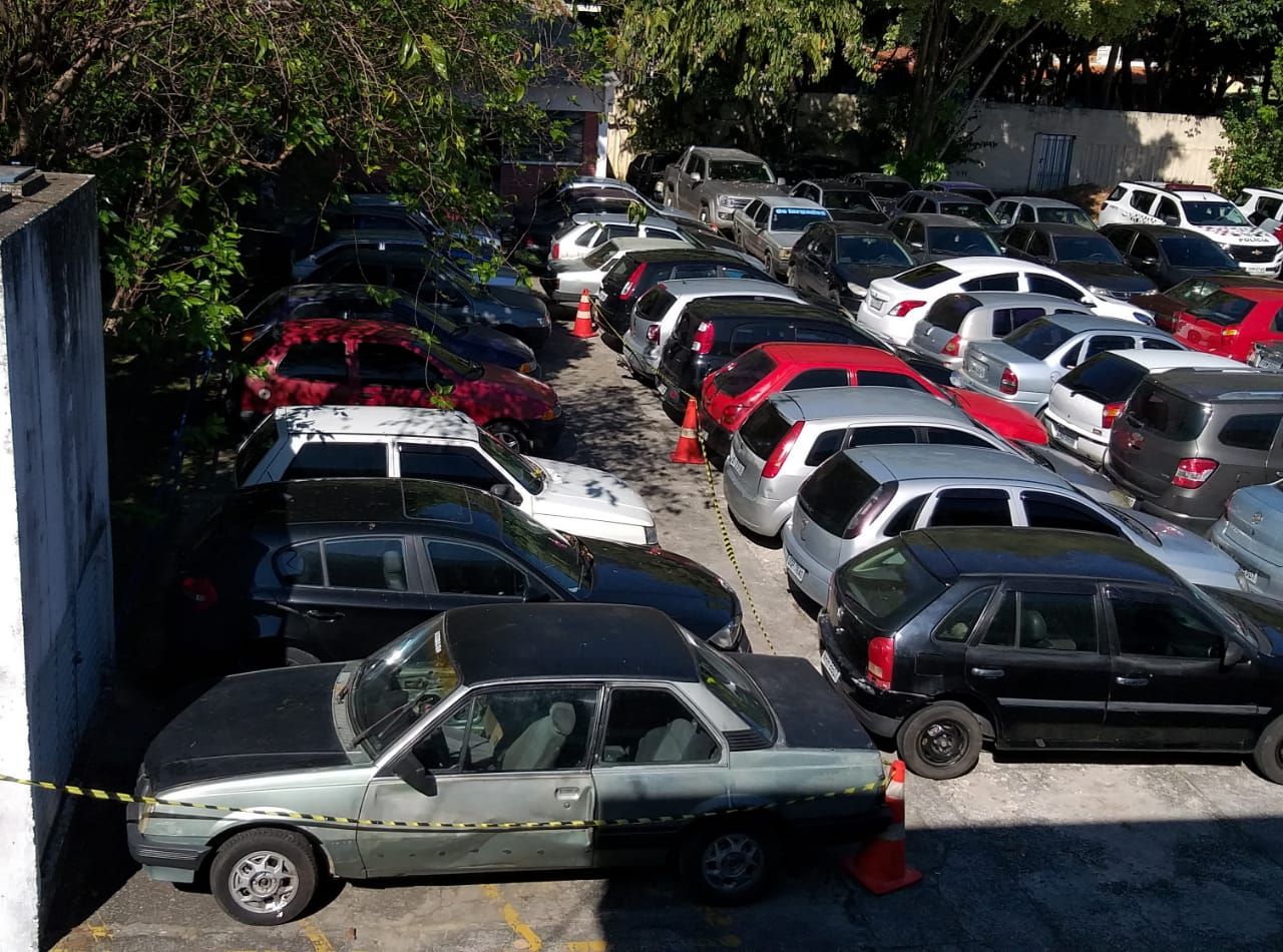 PM apreende 82 veículos em ação contra o fluxo em São José dos Campos