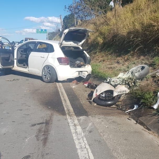 Dois homens morrem em acidente na Floriano Rodrigues Pinheiro