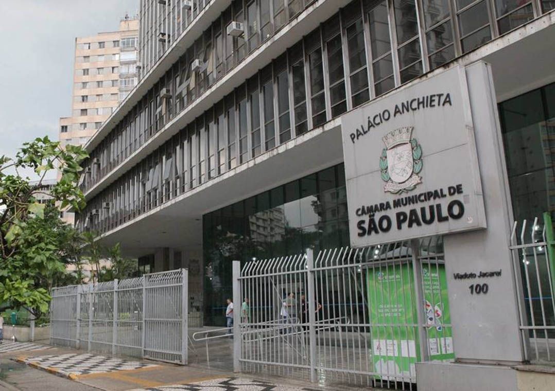 Câmara Municipal de São Paulo aprova suspensão do ‘auxílio-esposa’