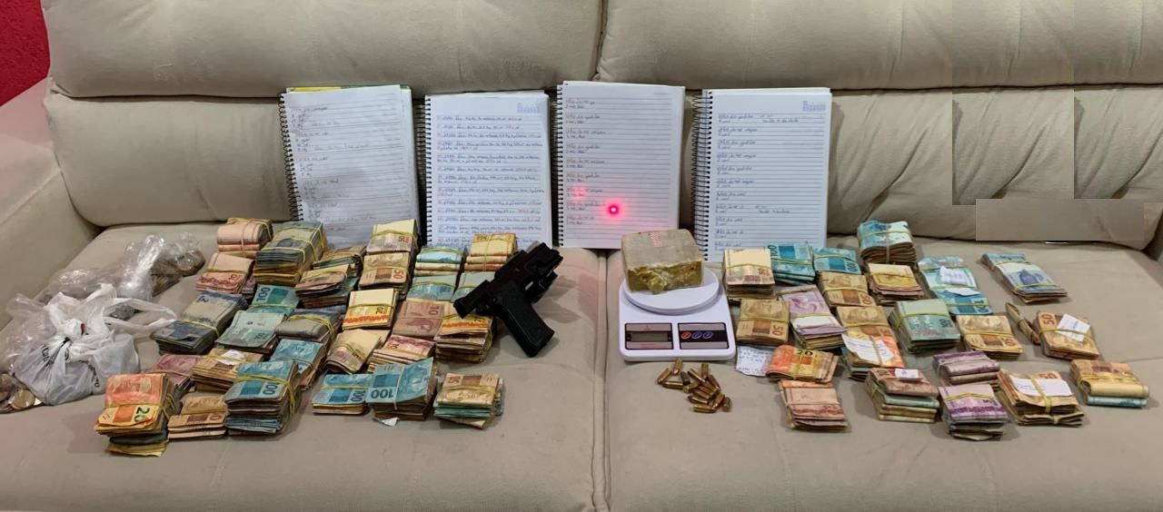 Casal é preso com mais de R$100 mil reais em São José dos Campos