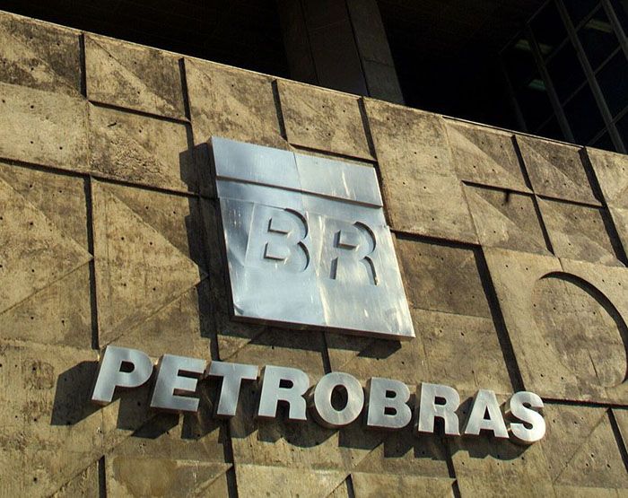 Petrobras sobe no mercado na semana em que motoristas protestam no Rio