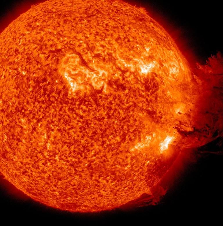 Ejeção de massa coronal vista pelo Observatório de Dinâmica Solar da Nasa