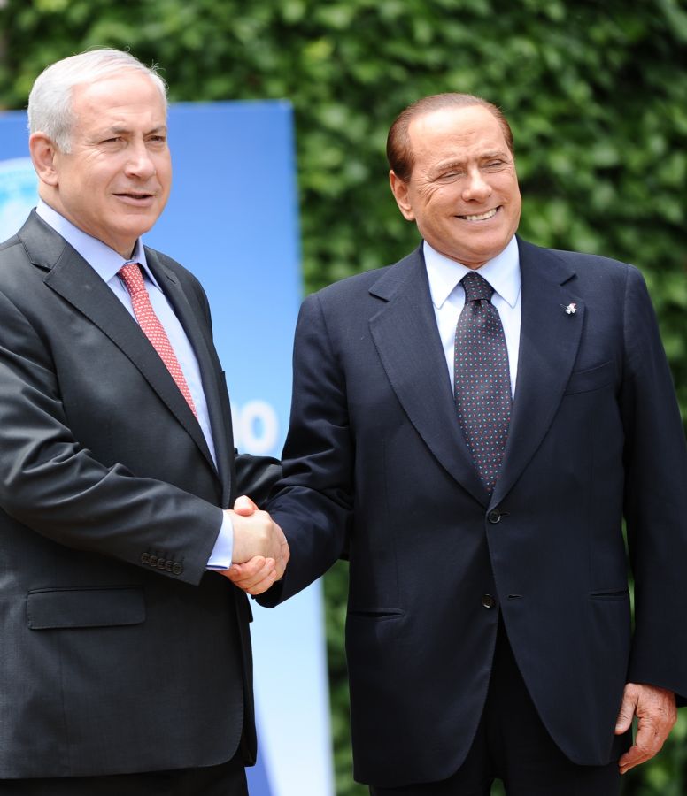 Netanyahu e Berlusconi, que declarou sua oposição ao pedido dos palestinos de serem membros da ONU