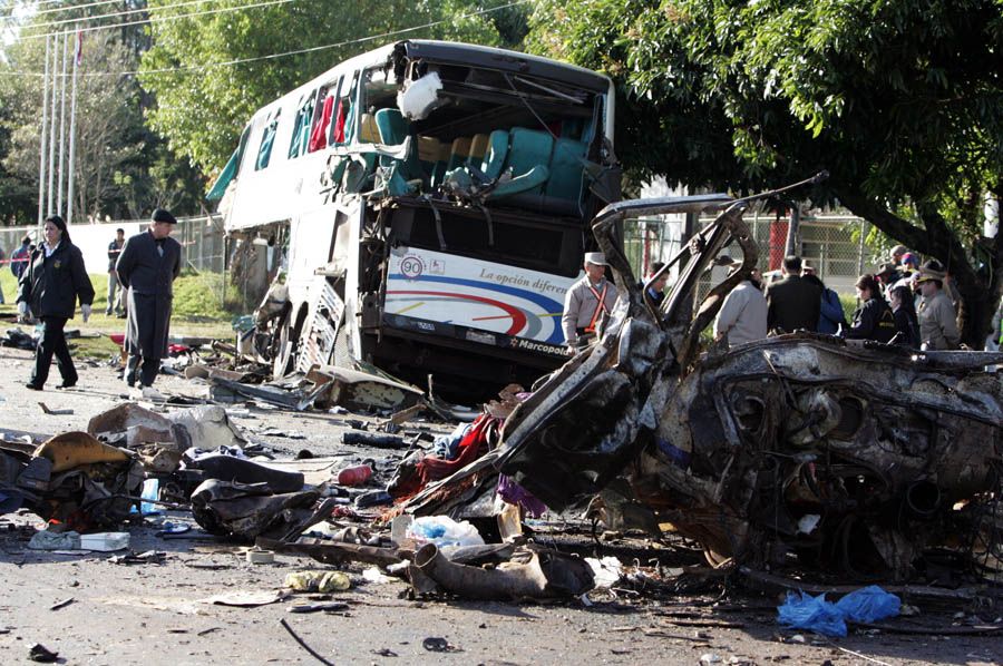 Acidente ocorreu no caminho entre Assunção e Ciudad del Este / Foto: Silvio Rojas/ AFP