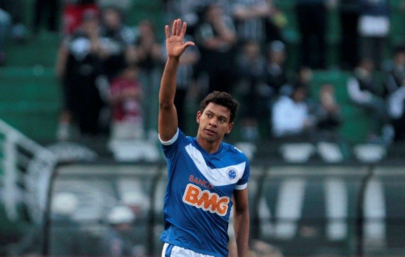 Wallysson comemora único gol do Cruzeiro contra Corinthians neste domingo no Pacaembu  /  Miguel Schincariol/AE 