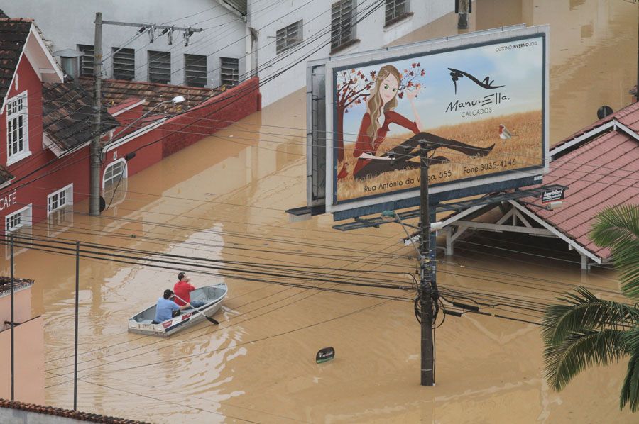 Blumenau foi uma das cidades mais atingidas pelas chuvas 