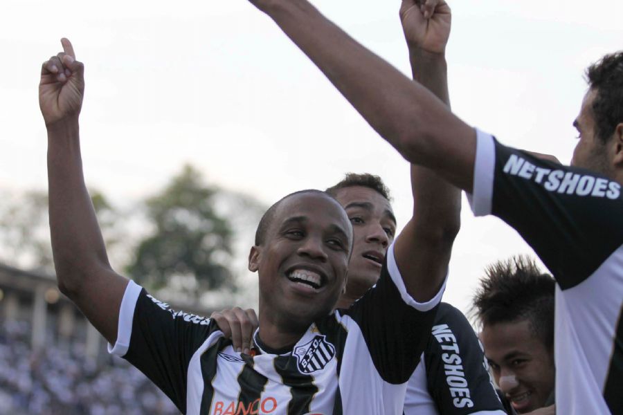 Atacante Borges comandou a vitória do Santos / Ale Cabral/Futura Press