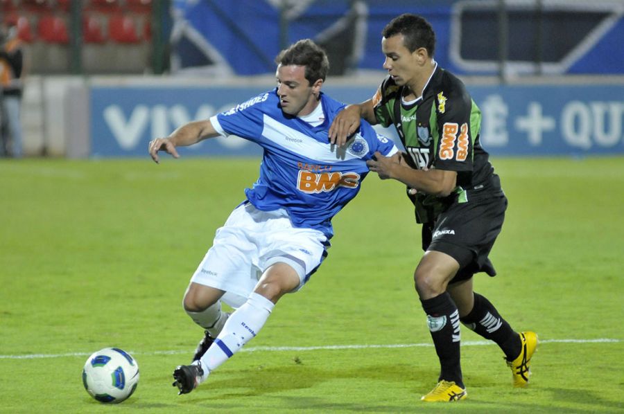 Nem Montillo conseguiu tirar o zero do placar contra o América-MG, de Otávio / Juliana Flister/AE
