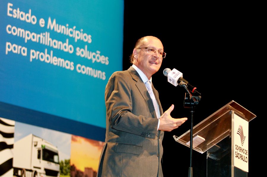 Alckmin assinou decreto com força retroativa, para barrar fichas-sujas do governo / Ciete Silvério/ SP Noticias