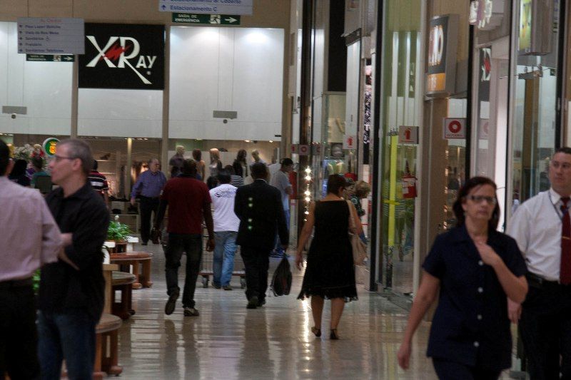 Dia das Mães deve abrir 30 mil vagas de emprego temporário em SP