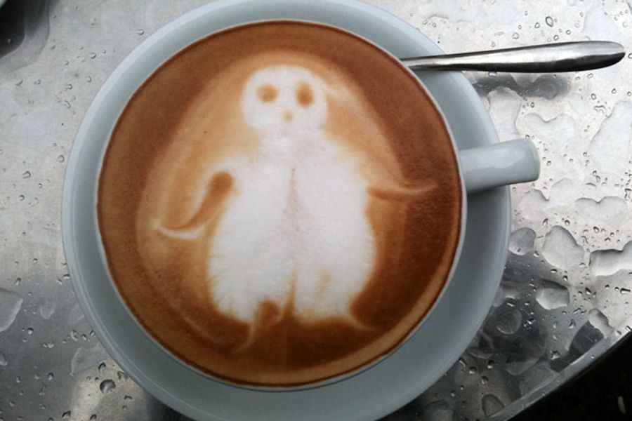 Café com o desenho de um fantasma / Reprodução/The Sun