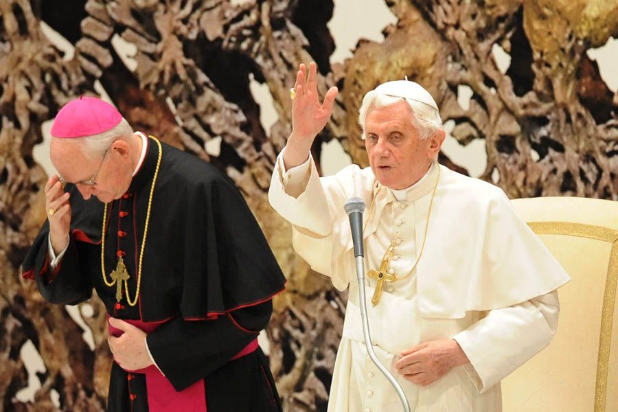 Papa Bento XVI participou de conferência no Vaticano / Tiziana Fabi/AFP