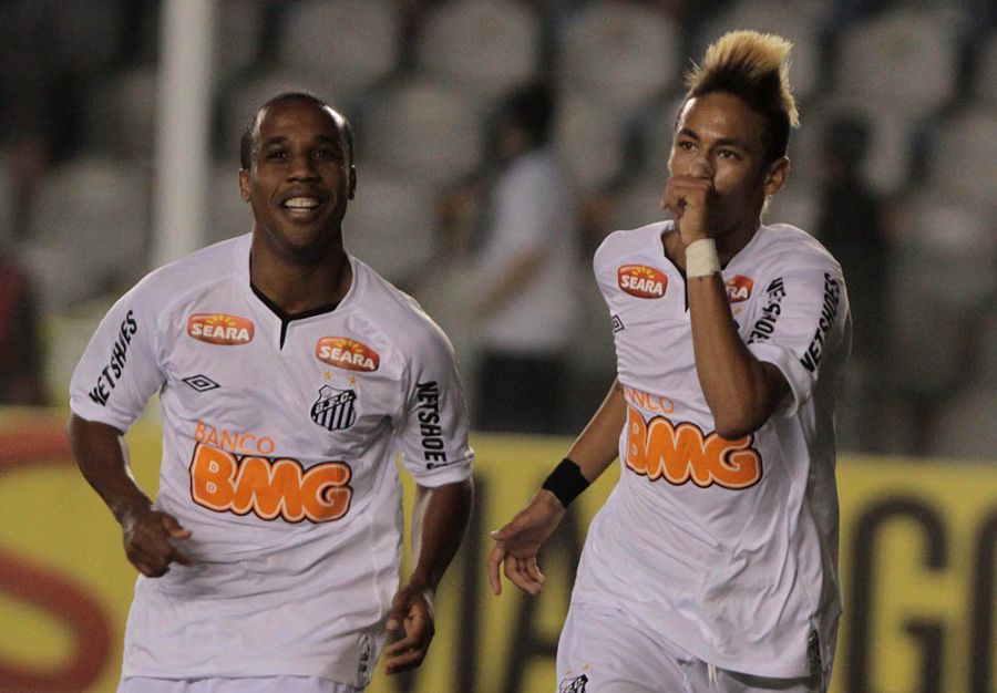 Neymar e Borges marcaram os gols do Santos / Roberto Vazquez/Futura Press