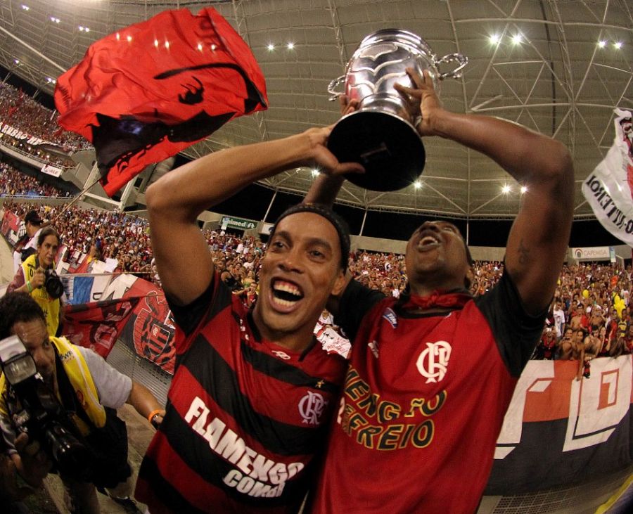 O Flamengo, de Ronaldinho e Renato Abreu, conquistou o título carioca nesta temporada / Maurício Val/VIPCOMM