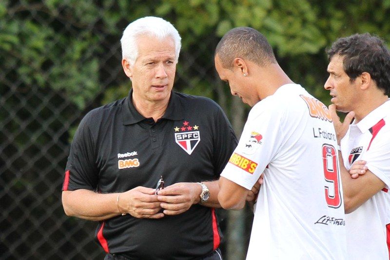Luis Fabiano ganhou elogios do técnico Leão nesta terça-feira / João Neto/VIPCOMM