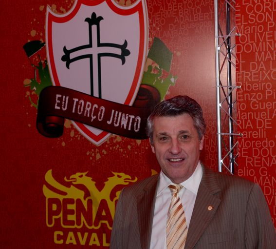 Presidente da Portuguesa descarta Rivaldo: 