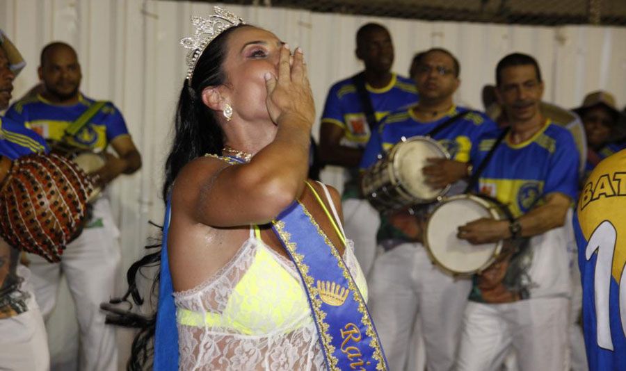 Fotos das musas, rainhas e famosas do Carnaval no ritmo da folia