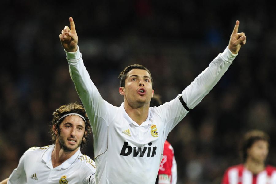Cristiano Ronaldo comemora: português marcou duas vezes / Javier Soriano/AFP