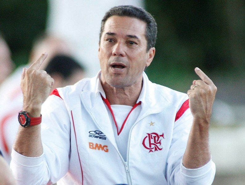 Jogo Aberto mostra a saída de Luxemburgo do Flamengo