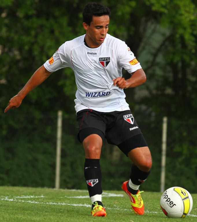 Jadson volta ao Tricolor neste domingo / Luiz Pires/Vipcomm
