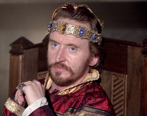 Tony Curran interpreta Stephen / 