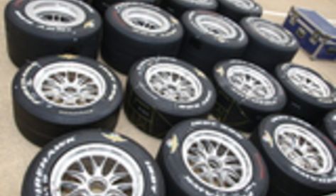 Indy renova com Firestone até 2014