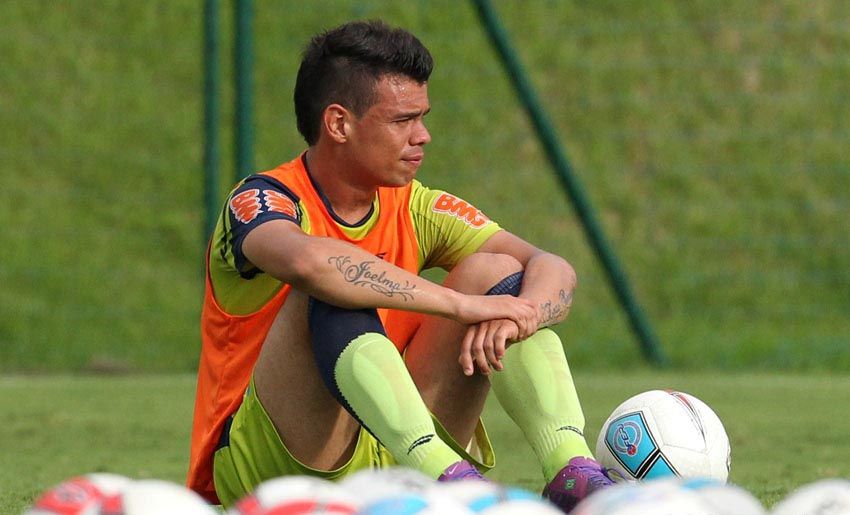 Afastado do Vasco, Bernardo tem feito treinos físicos