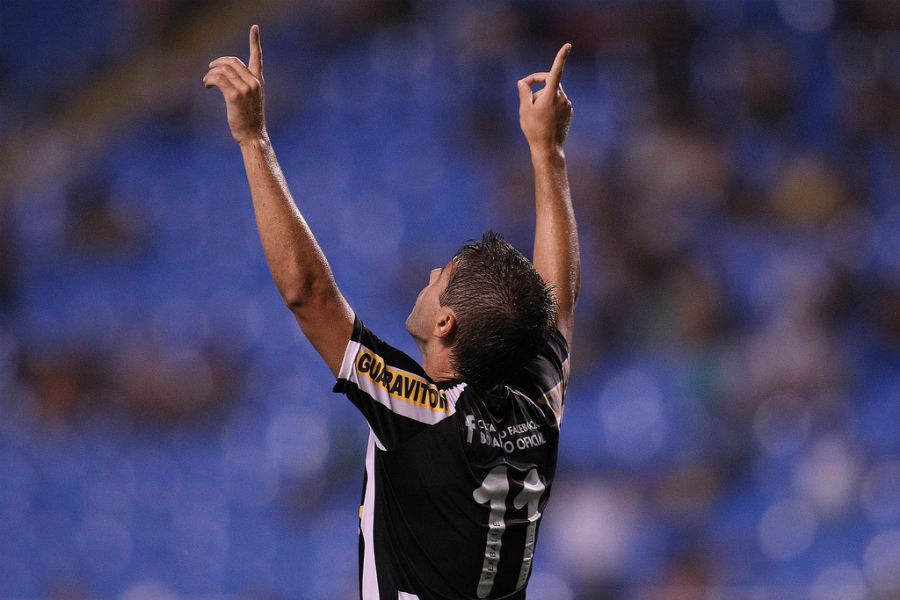 Fellype Gabriel contou para quem ele dedicou cada um dos seus gols / Fernando Soutello/AGIF