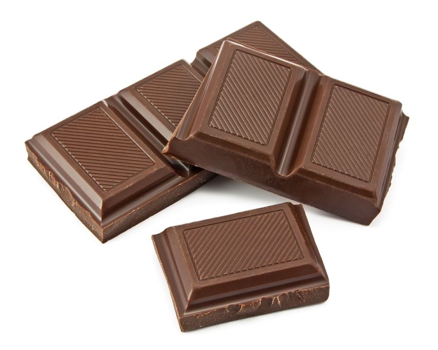 Apenas o chocolate preto ajuda a diminuir os riscos de infarto / Shutterstock