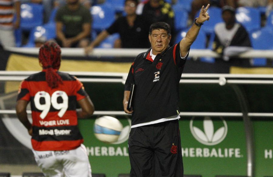 Joel Santana vai continuar no Flamengo / André Portugal/Vipcomm