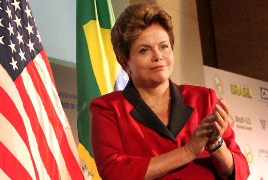 Dilma veta comercialização de medicamentos em supermercados  