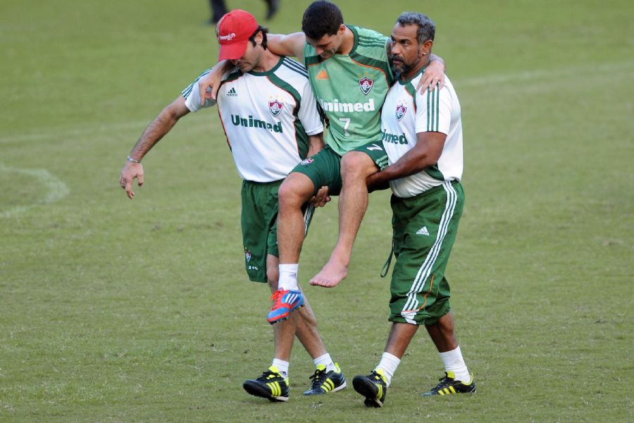 Thiago Neves machucou o tornozelo no treino desta quarta /  Dhavid Normando/Photocamera