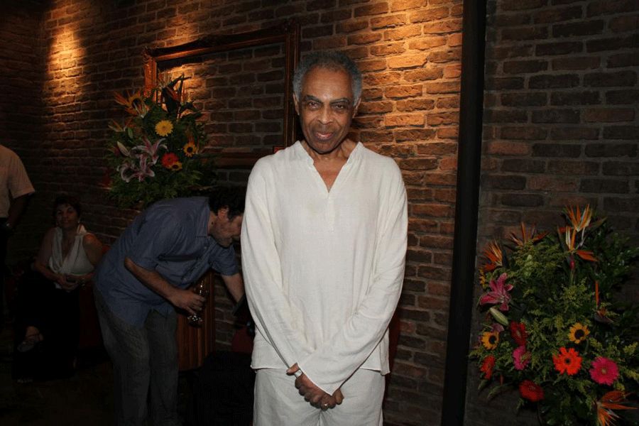 Virada acaba às 18h com shows de Gilberto Gil e Rita Cadillac