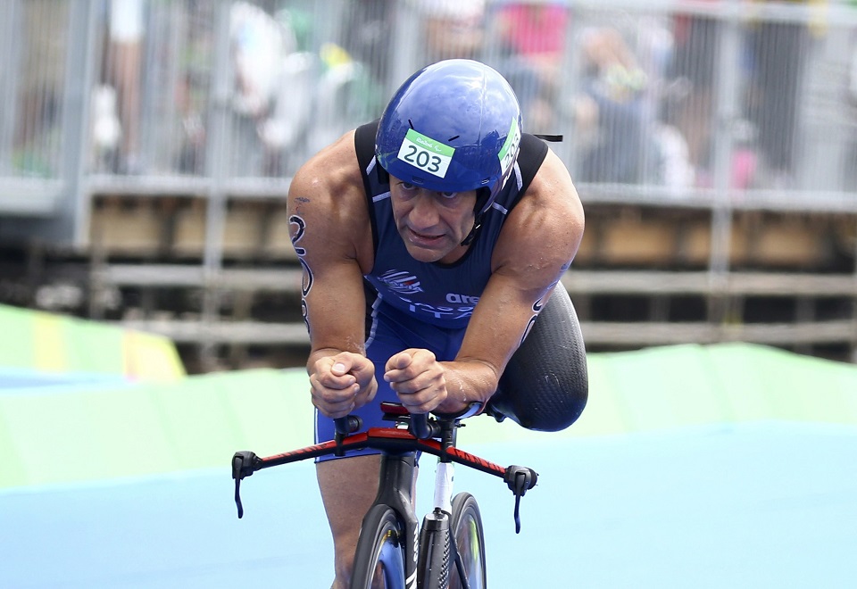 Esforço dos atletas é destaque no triatlo paraolímpico 