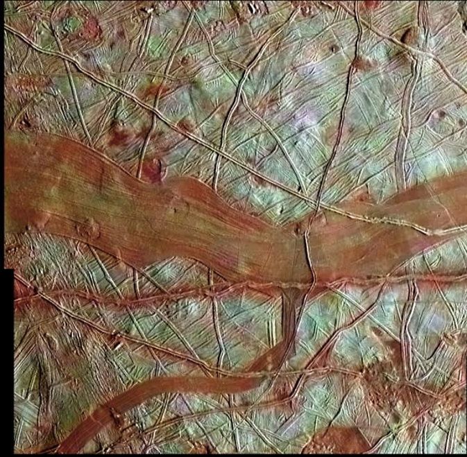 Resultado de imagem para oceano em júpiter, lua europa