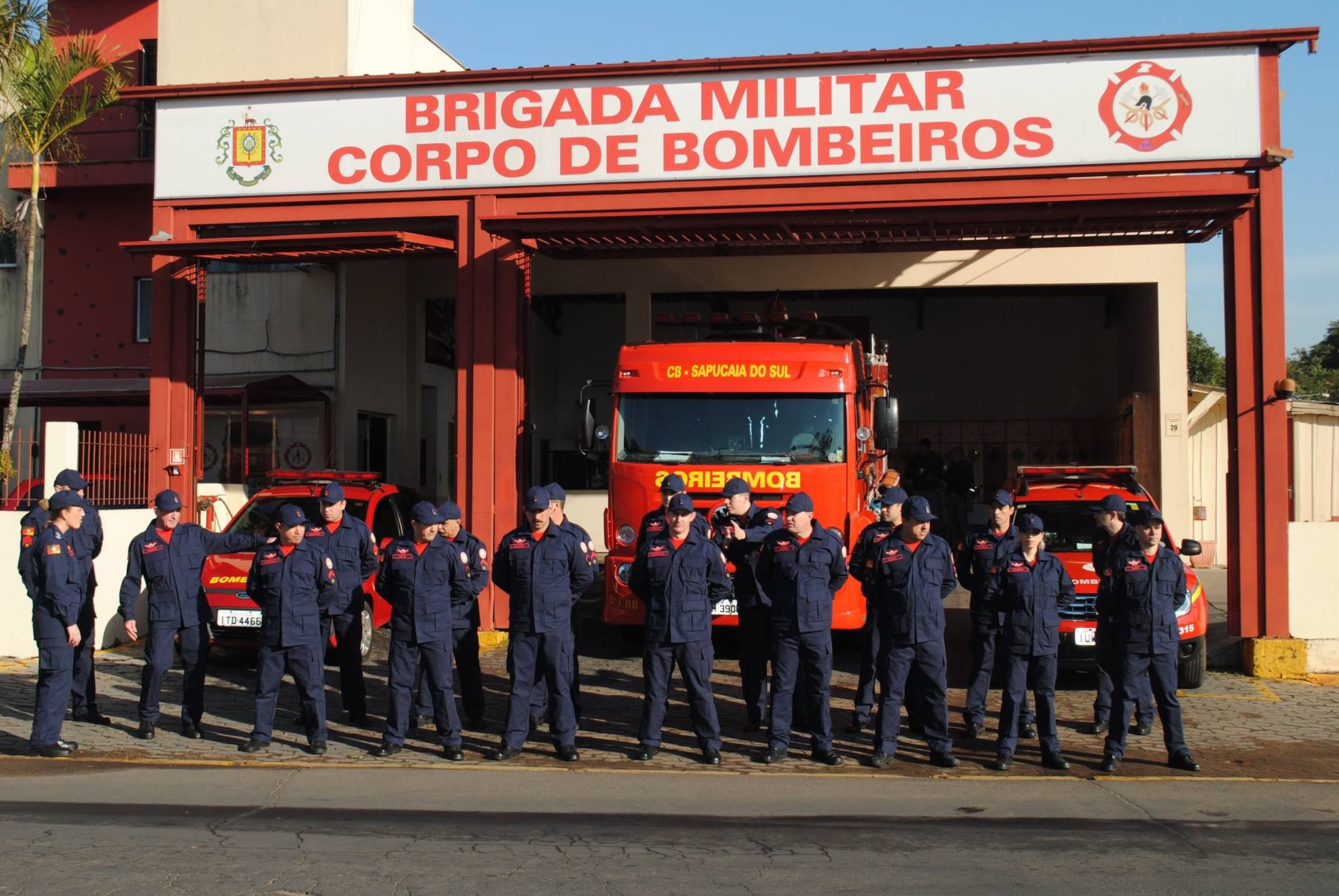 Corpo De Bombeiros Recebe Plano De Prevenção Contra Incêndio Notícias Rs Br Band 