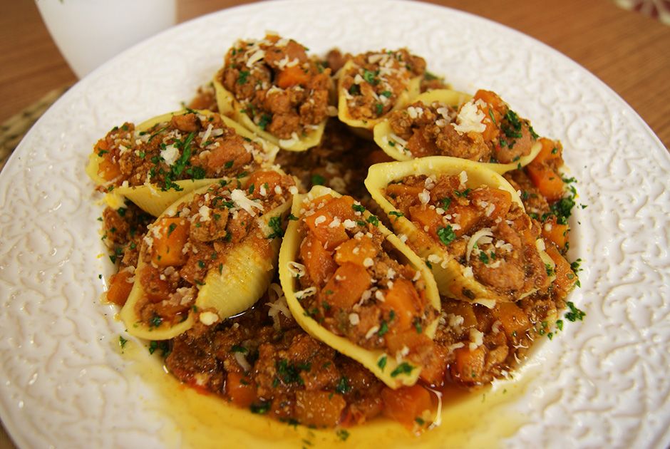 Conchiglione Recheado com Ragu de Carne | Band Receitas 