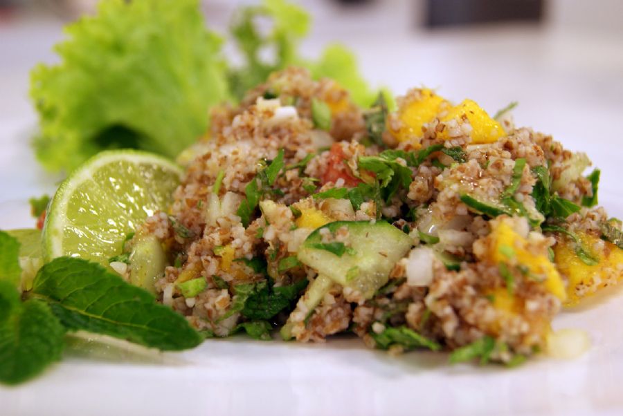 Tabule com Pepinos Japonês e Manga | Band Receitas