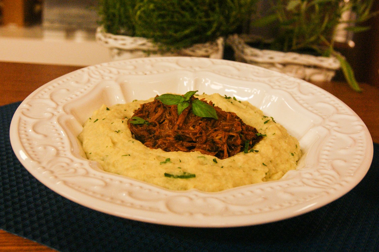 Carne Desfiada com Purê de Couve-Flor | Band Receitas