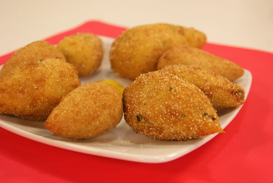 Coxinha Cremosa de Abóbora | Band Receitas