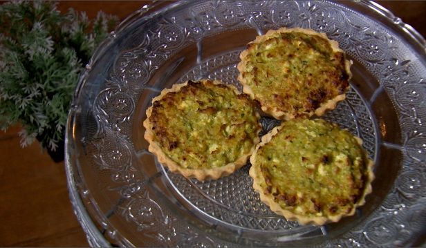 Quiche de bacalhau com creme de brócolis | Band Receitas