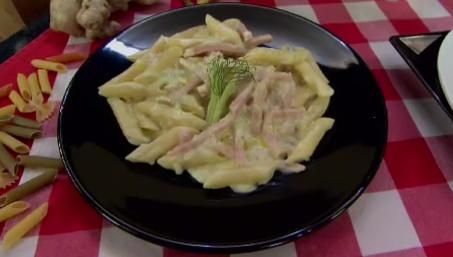 Penne com Peito de Peru e Erva-doce | Band Receitas